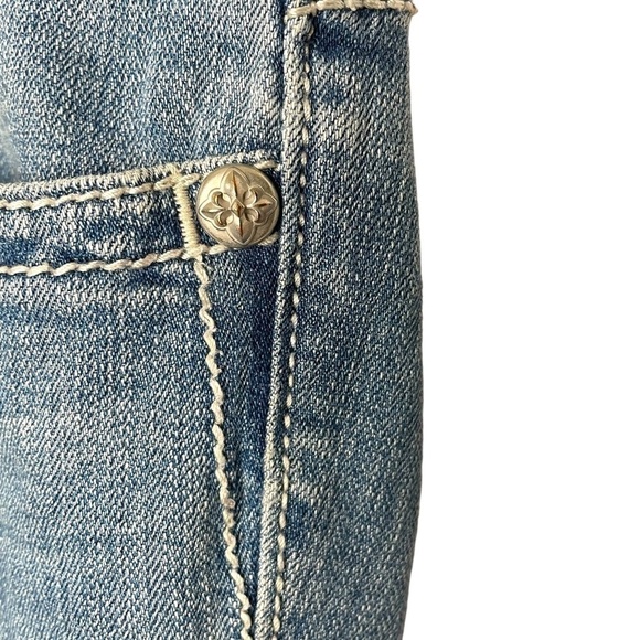 Miss Me Mid Rise Skinny Blue Jeans 💙 - Picture 6 of 14